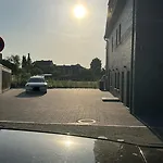 Apartmán W&d Living-kunstvoll-gespannparkplatz & Terrasse Celle