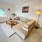 W&d Living-kunstvoll-gespannparkplatz & Terrasse