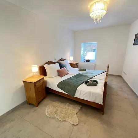 W&d Living-kunstvoll-gespannparkplatz & Terrasse